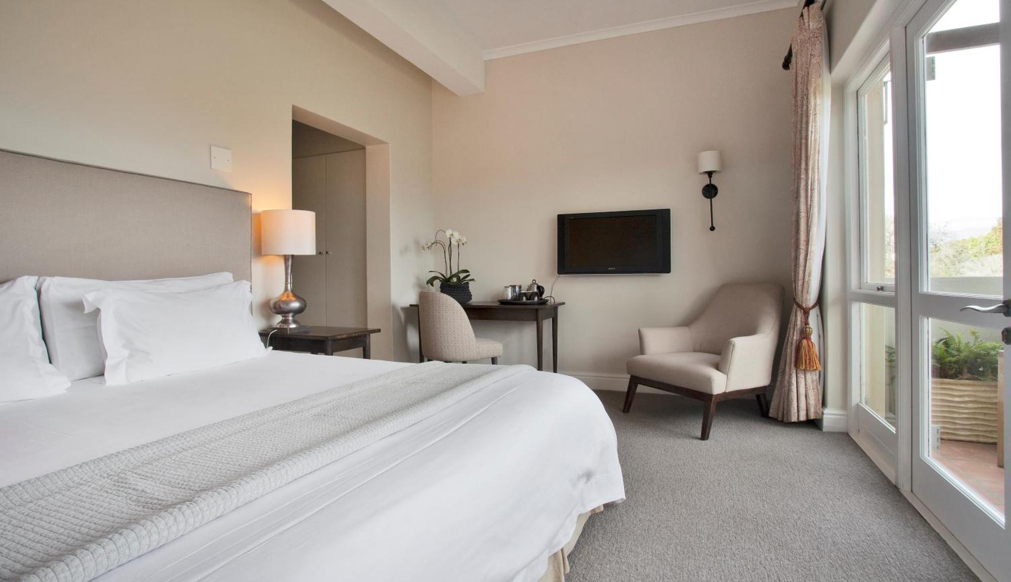 Superior King Room,678176001:JPEG