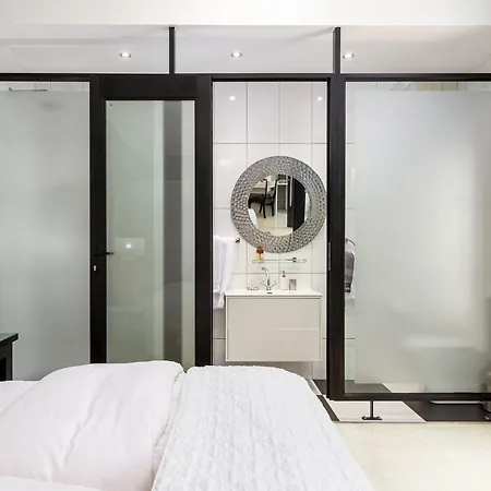 Life & Leisure Boutique Guesthouse-3